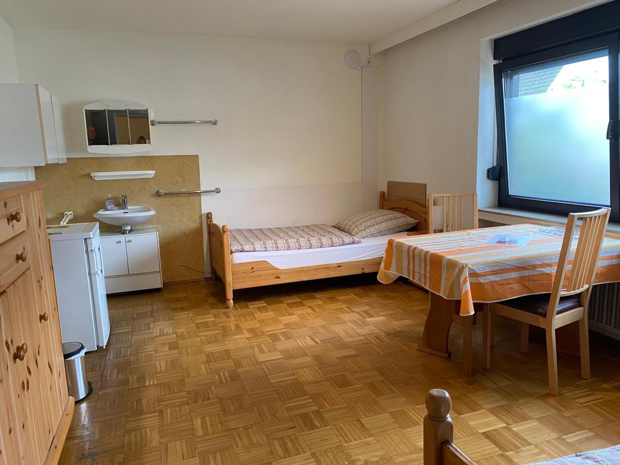 Gemuetliches Ferienzimmer Hürth Buitenkant foto